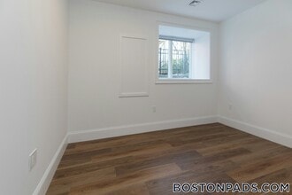 143 E Cottage St in Boston, MA - Building Photo - Building Photo