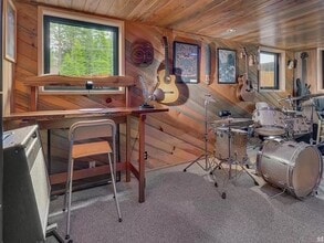 1858 Narragansett Cir in South Lake Tahoe, CA - Building Photo - Building Photo