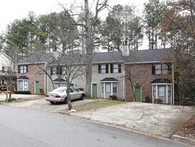1020-1026 Dassow Ct in Alpharetta, GA - Building Photo