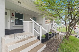 819 Parkway Ave in Indianapolis, IN - Building Photo - Building Photo