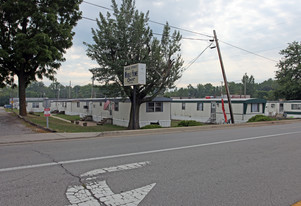 Wells Street Mobile Home Court Apartments