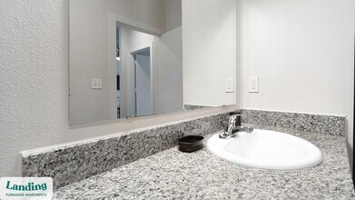 14006 Potranco Rd in San Antonio, TX - Building Photo - Building Photo
