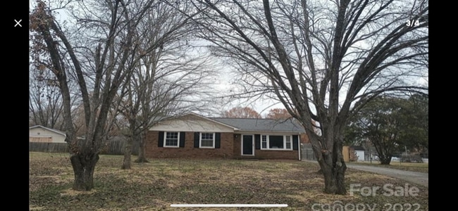 property at 6102 Stoneyridge Dr