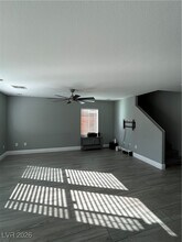 2321 Cockatiel Dr in North Las Vegas, NV - Building Photo - Building Photo