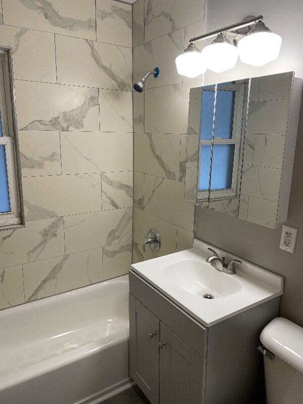 5706 Pratt St in Omaha, NE - Building Photo - Building Photo