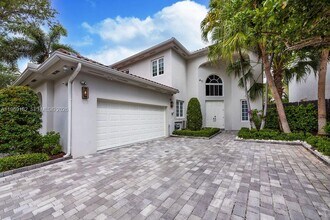 3949 194th Ln in Golden Beach, FL - Building Photo - Building Photo