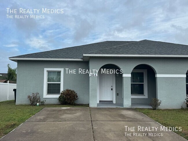 548 Albatross Dr in Poinciana, FL - Building Photo - Building Photo