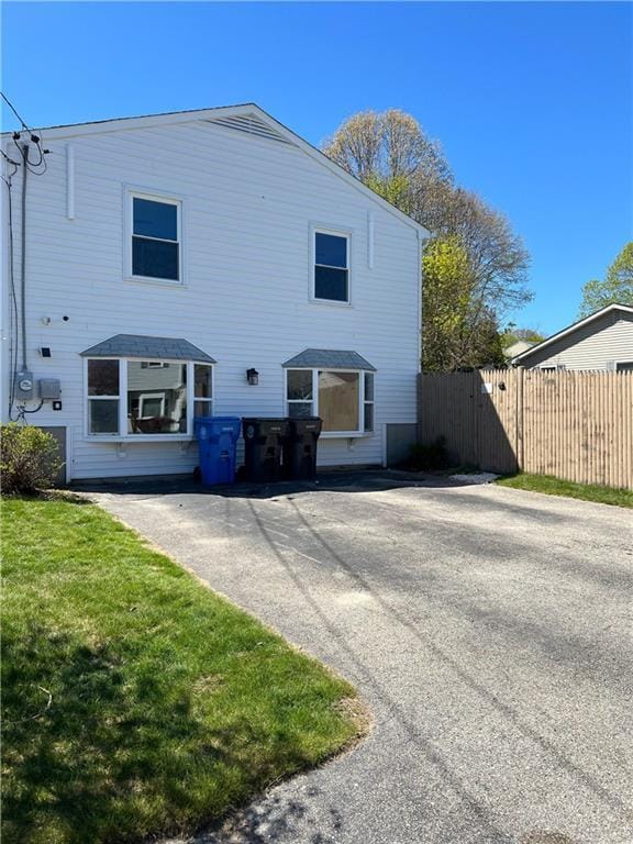 52 Cottonwood Dr in Cranston, RI - Building Photo - Building Photo