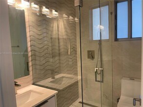 3155 NW 103rd St, Unit 3157 in Miami, FL - Building Photo - Building Photo