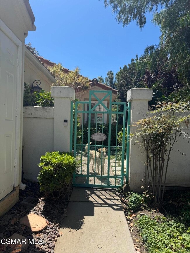816 Vista Arriago in Camarillo, CA - Building Photo - Building Photo