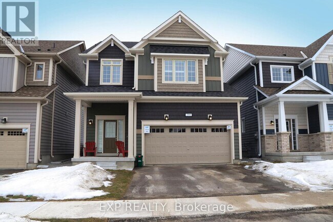 295 McEachern Ln in Gravenhurst, ON - Building Photo - Building Photo