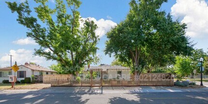 4741 60th St in Sacramento, CA - Building Photo - Building Photo