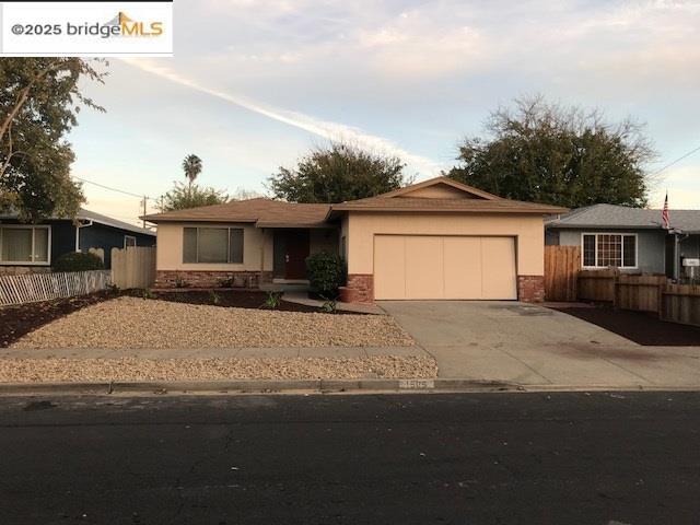 property at 1505 Tulip Dr