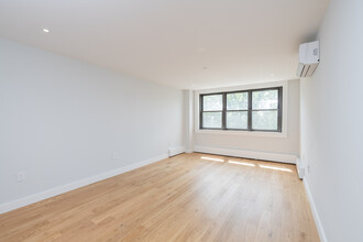 1400 Columbia Rd, Unit 3E in Boston, MA - Building Photo - Building Photo