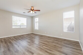 4836 E Meadow Lark Way in San Tan Valley, AZ - Building Photo - Building Photo