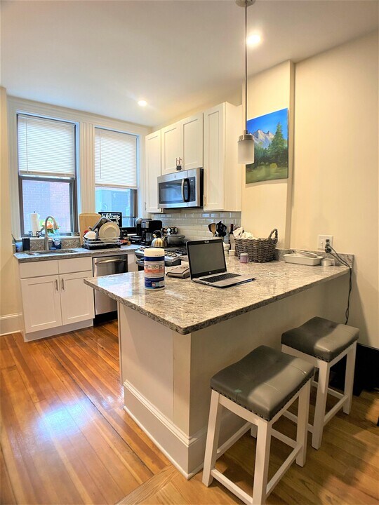 7 Brown Terrace in Boston, MA - Building Photo
