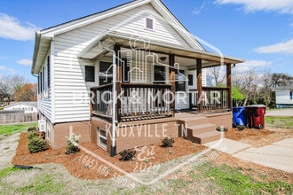 657 E Lincoln Rd in Alcoa, TN - Building Photo - Building Photo