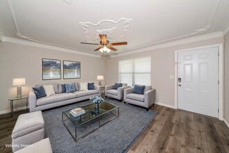 5362 Trekell St, Unit 1211 in North Port, FL - Building Photo - Building Photo