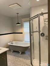 16 Cowing Terrace in Stamford, CT - Building Photo - Building Photo