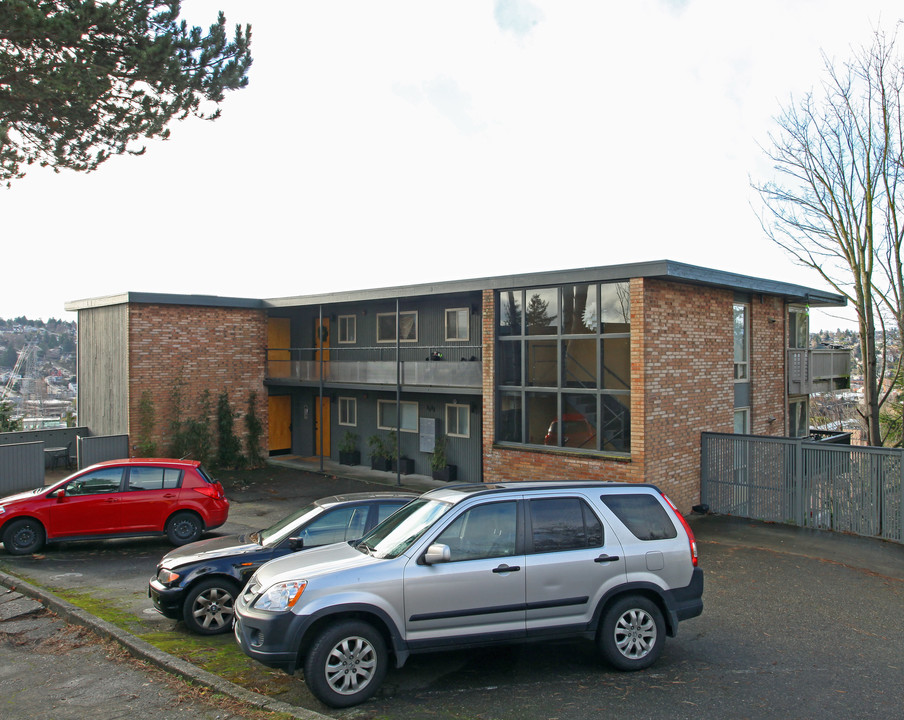 The Cliffside Apartments in Seattle, WA - Building Photo