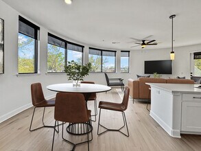 Instrata Upper Kirby in Houston, TX - Building Photo - Building Photo