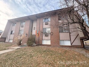 12121 W Nevada Dr in Lakewood, CO - Building Photo - Building Photo