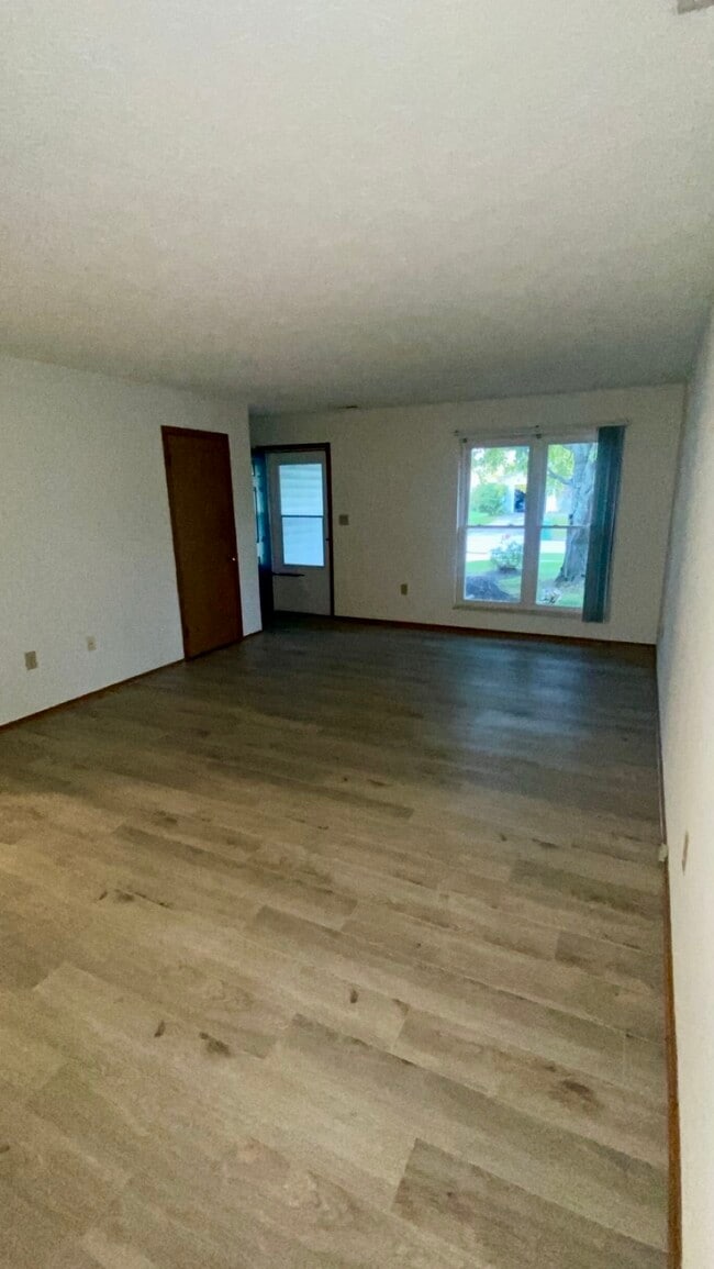 525 Rosehill Dr in Marysville, OH - Building Photo - Building Photo