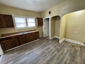 401 Western Ave in Toledo, OH - Building Photo - Building Photo