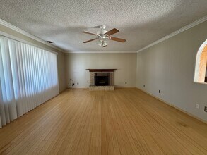 487 Nolan Ave in Hemet, CA - Building Photo - Building Photo