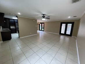 2202 O'Kane St in Laredo, TX - Building Photo - Building Photo