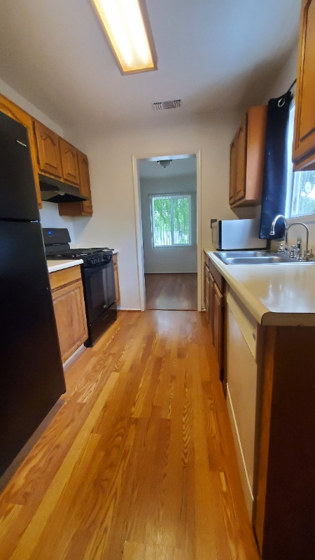 2923 Frances Ave in Montrose, CA - Building Photo - Building Photo