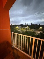 1300 NE 109th St in North Miami, FL - Building Photo