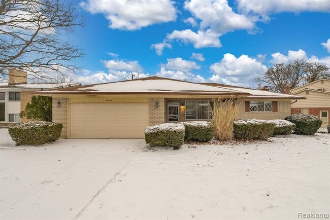 640 Cumberland St in Mount Clemens, MI - Building Photo - Building Photo