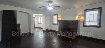 4111 S Calhoun St in Fort Wayne, IN - Building Photo - Building Photo