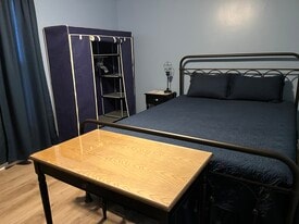 19 Prospect Ave, Unit UnitB in Port Henry, NY - Building Photo