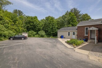 9 Forest St in Exeter, NH - Building Photo - Building Photo