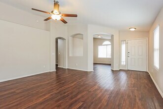 20278 N 82nd Ln in Peoria, AZ - Building Photo - Building Photo