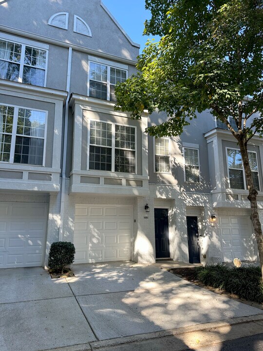1151 Village Ct SE in Atlanta, GA - Building Photo