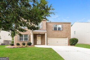 207 Hollyhock Ln in Dallas, GA - Building Photo