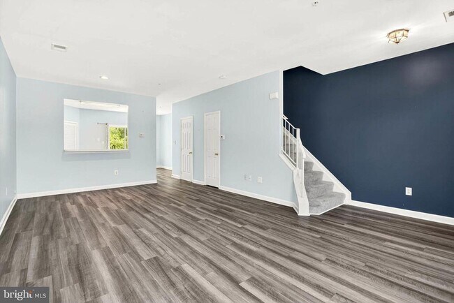 8605 Willow Leaf Ln in Odenton, MD - Building Photo - Building Photo