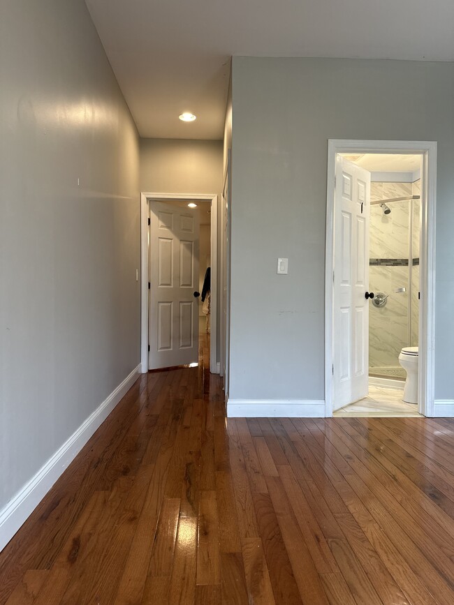 1841 W Master St, Unit A in Philadelphia, PA - Building Photo - Building Photo