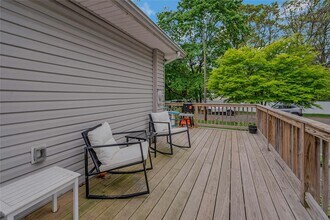 49 Prospect Ave in Smithtown, NY - Building Photo - Building Photo
