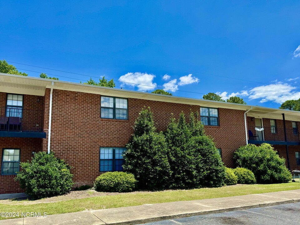 3311 Landmark St in Greenville, NC - Building Photo