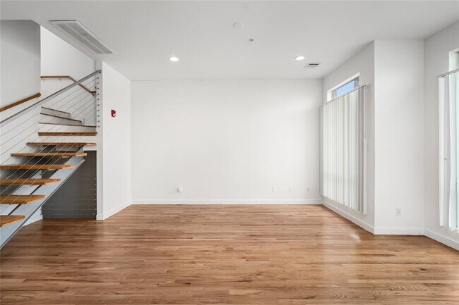 5712 Winsome Ln in Houston, TX - Building Photo - Building Photo