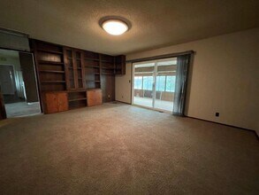 6253 Fennwood Ct in Sacramento, CA - Building Photo - Building Photo