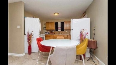 4034 Dale St, Unit Apartment A in New Orleans, LA - Foto de edificio - Building Photo