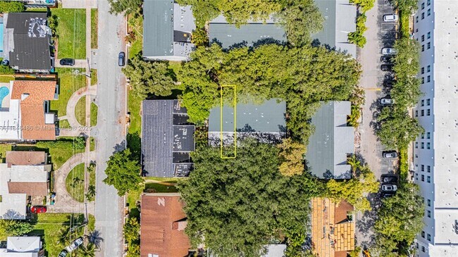 19432 NE 26th Ave in Miami, FL - Building Photo - Building Photo