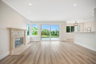 4016 Cam Plano in Calabasas, CA - Building Photo - Building Photo