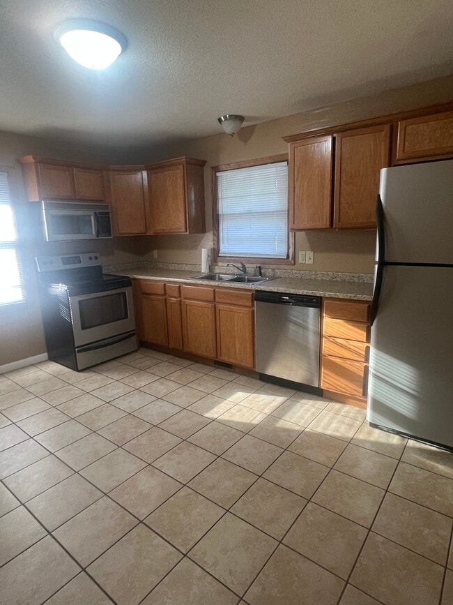 322 NE 6th St in Ankeny, IA - Building Photo - Building Photo
