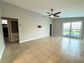 947 Jolly Rd in North Fort Myers, FL - Building Photo - Building Photo